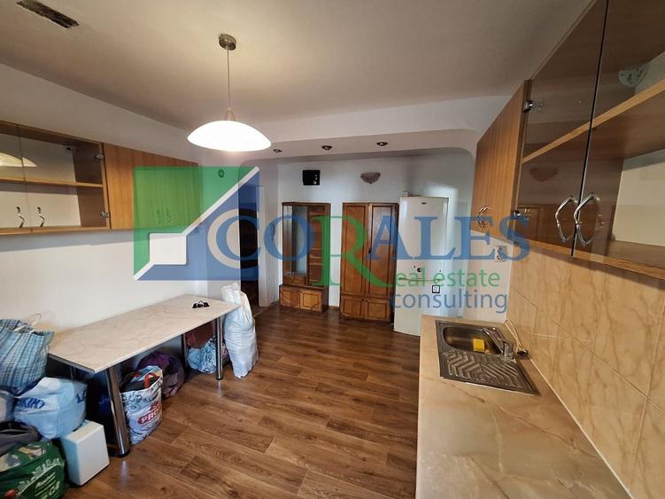 Apartament cu 2 camere semidecomandat, mobilat în Soarelui