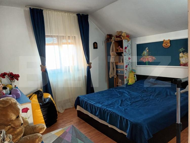 Casă individuală cu 5 camere cu Garaj în Albești