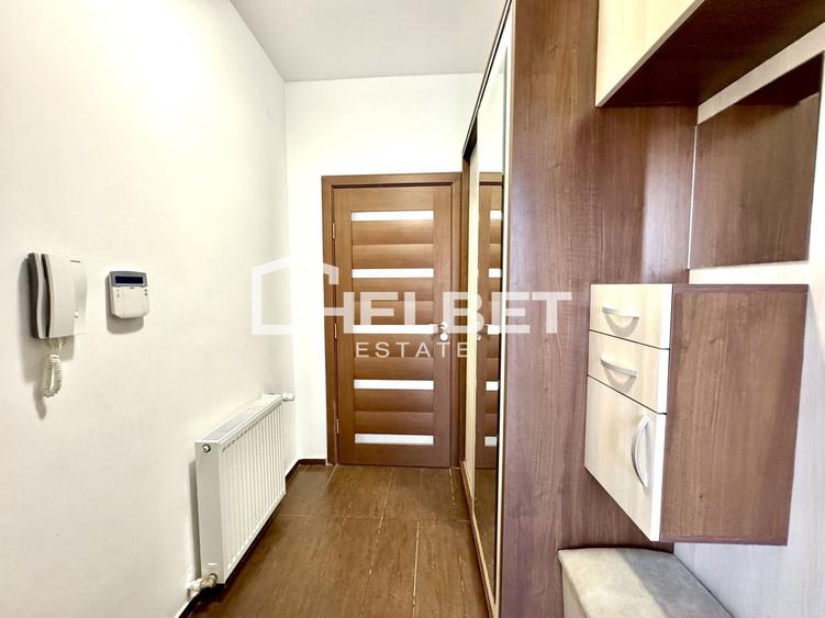 Casă individuală cu 4 camere cu Teren 320 Mp în Central