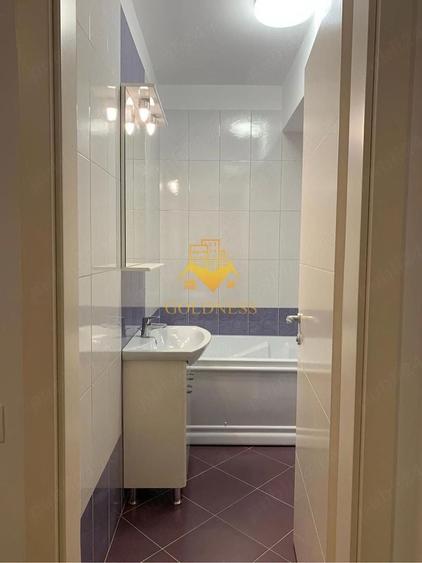 Apartament cu 2 camere semidecomandat, mobilat în Între Lacuri