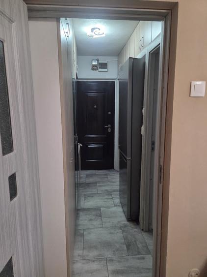 Apartament cu 2 camere semidecomandat, mobilat în Fortuna