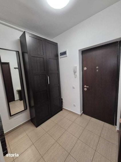 Proprietar inchiriez garsoniera langa La Strada - str Oituz - 1