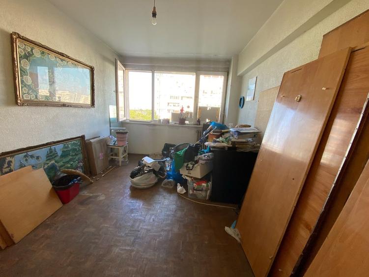 Apartament cu 3 camere decomandat în Muncii