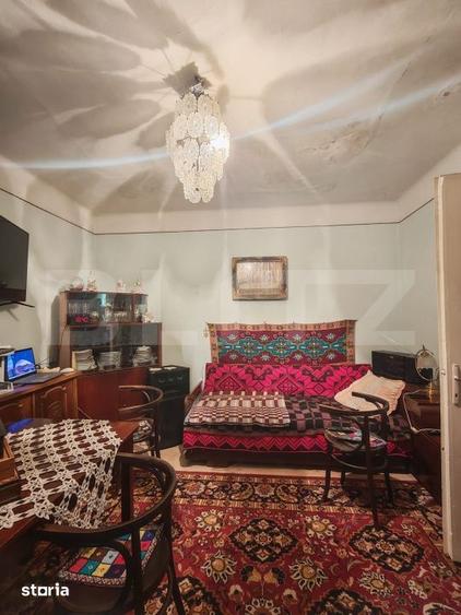 Casă cu 3 camere cu Teren 1033 Mp în Central