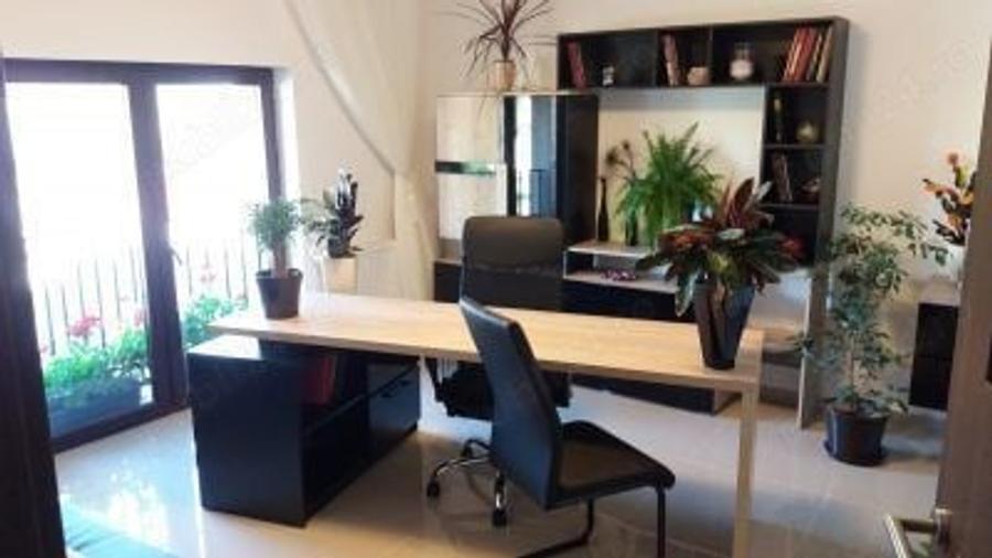 Casă cu 1 camere cu Teren 16 Mp în Central