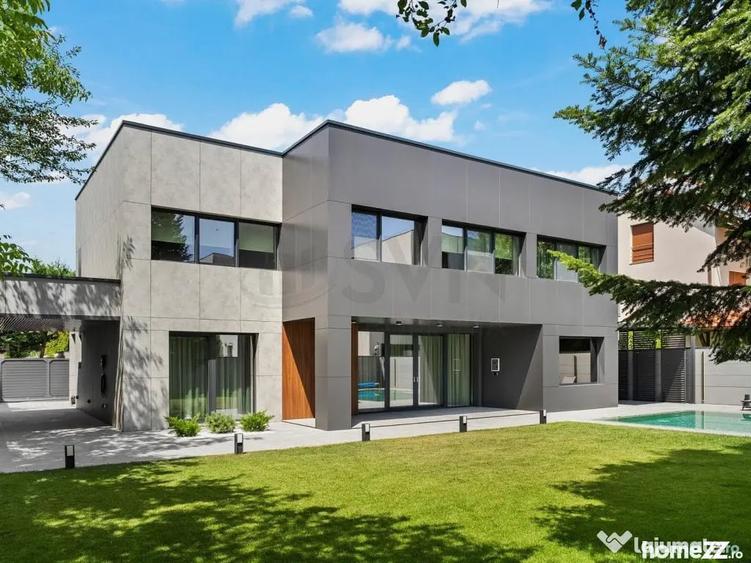 Casă cu 5 camere cu Teren 751 Mp în Central