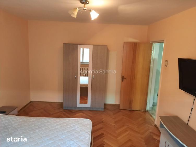 Garsonieră decomandată, mobilată în Ultracentral