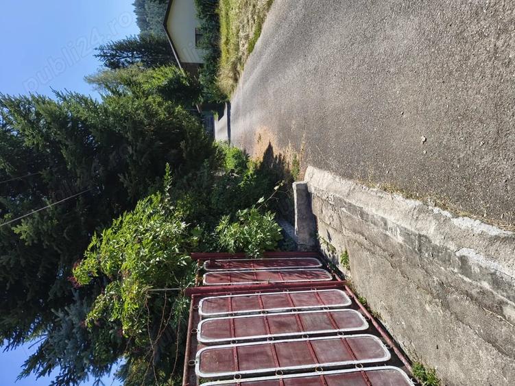 Casă cu 4 camere cu Teren 1000 Mp în Central