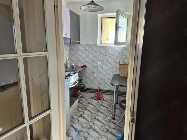 Apartament cu 2 camere semidecomandat în Exterior Vest