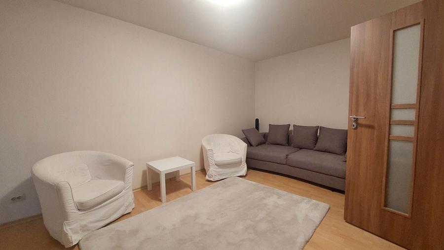 Apartament cu 2 camere decomandat, mobilat în Titan