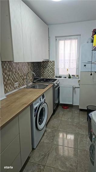 Apartament cu 3 camere în Dudu