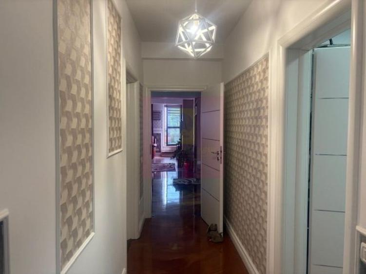 Apartament cu 4 camere decomandat în Titan