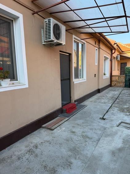 Casă cu 3 camere în Central