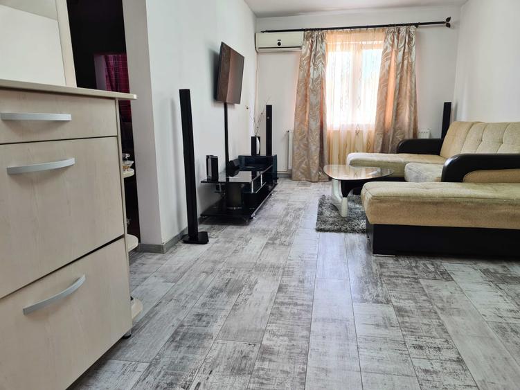 Apartament cu 3 camere decomandat în Ultracentral