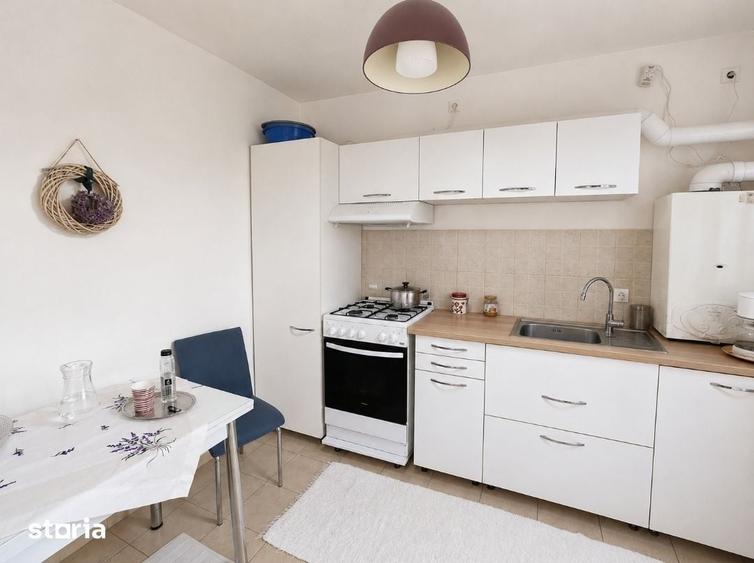 Apartament cu 2 camere decomandat în Industriilor