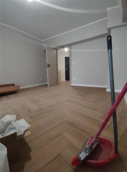 Apartament cu 3 camere decomandat în Zimbru