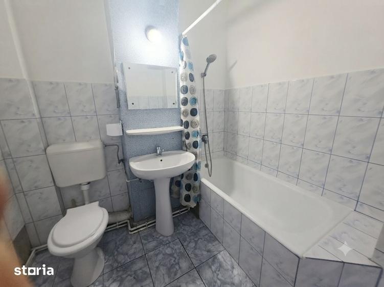 Vand apartament 3 camere cu 2 bai zona Astra - 11