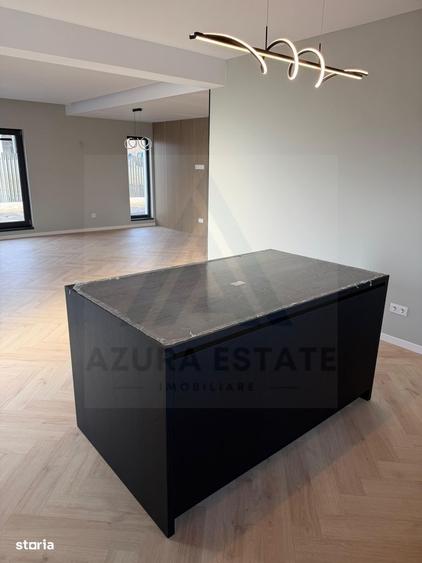 Apartament cu 4 camere în Central