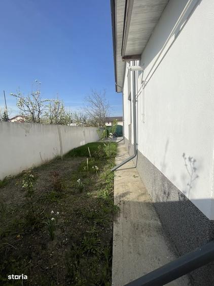 Casă cu 4 camere în Cornetu