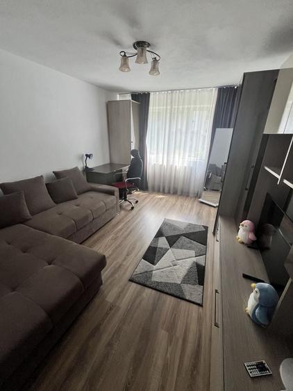 Apartament cu 2 camere semidecomandat în Ultracentral