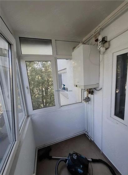 Apartament cu 2 camere decomandat în Apărătorii Patriei
