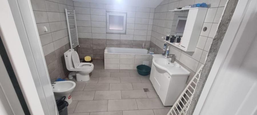 Vand casa cu livada - 7