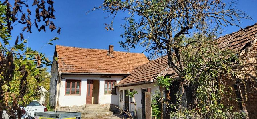 Casă cu 2 camere în Aurel Vlaicu