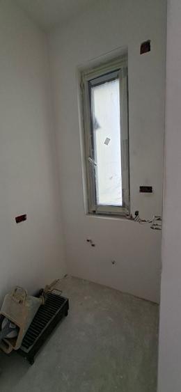 Duplex cu 4 camere cu Canalizare în Dumbrăvița