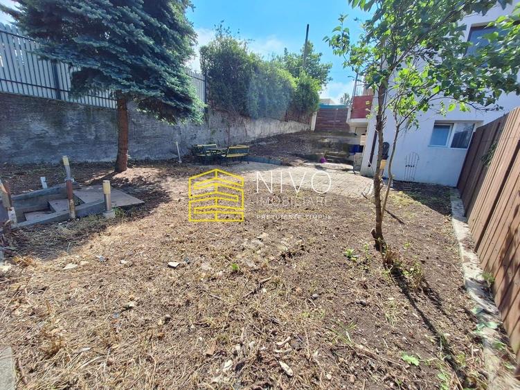 Casă individuală cu 4 camere cu Canalizare în Platou