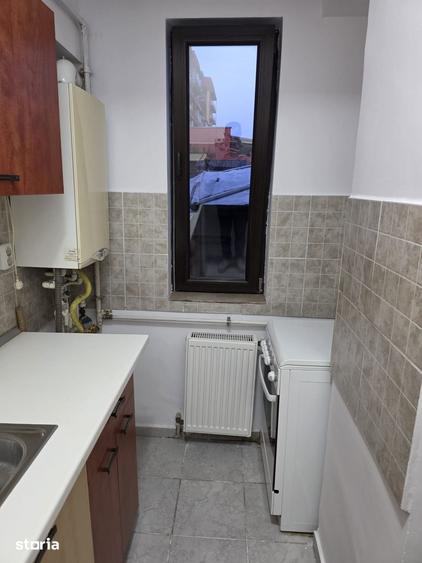 Garsonieră decomandată în Rahova