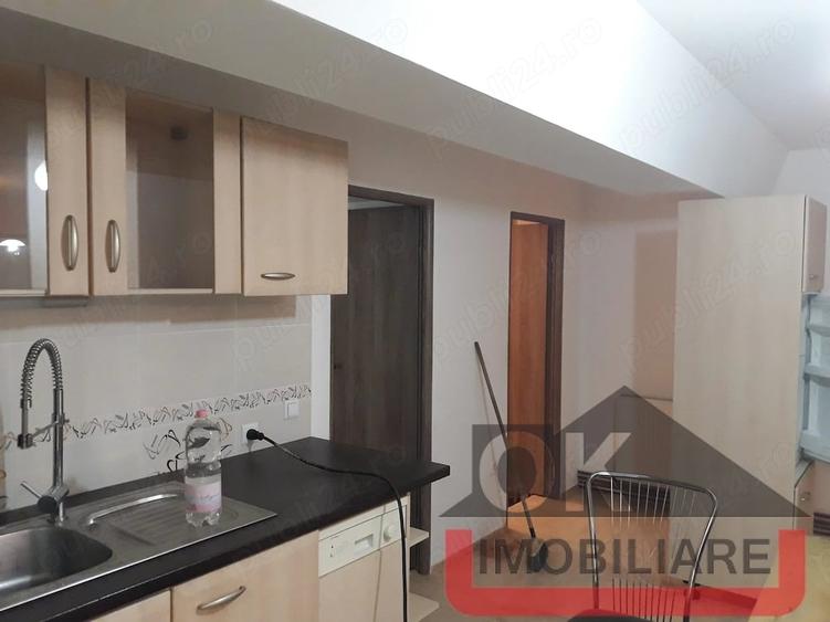Casă cu 6 camere cu Teren 200 Mp în Central