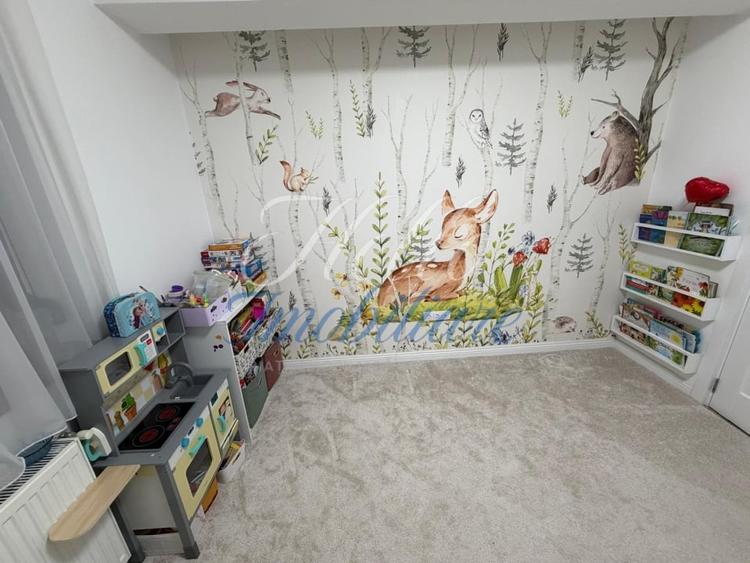 Apartament cu 3 camere decomandat, mobilat în Florești