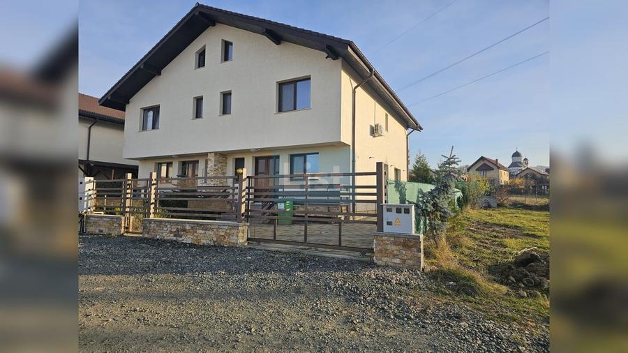 Casă cu 4 camere cu Teren 300 Mp în Zorilor