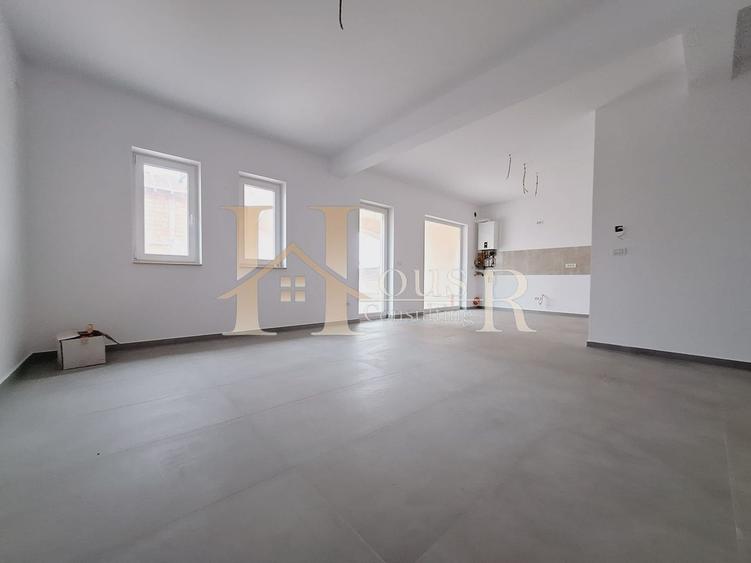 Duplex cu 4 camere cu Canalizare în Moșnița Nouă