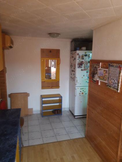 Apartament cu 2 camere semidecomandat în Săsar