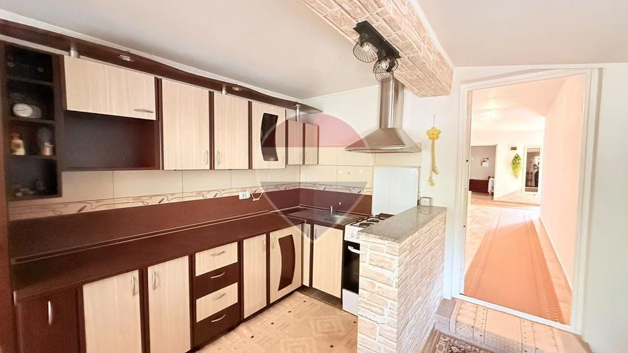 Casă individuală cu 5 camere cu Teren 1200 Mp în Ciorogârla