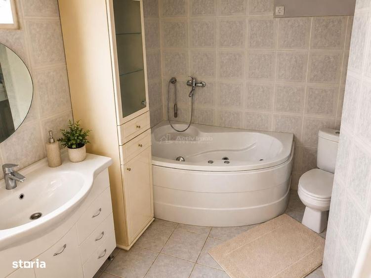 Casă cu 4 camere cu Teren 1200 Mp în Ferneziu