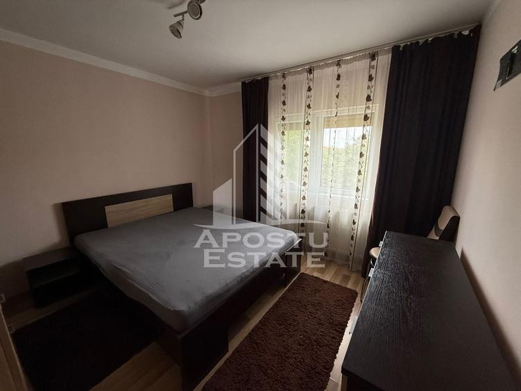 Apartament cu 2 camere decomandat, mobilat în Soarelui