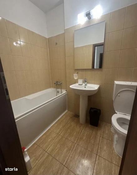 Garsonieră semidecomandată în Titan