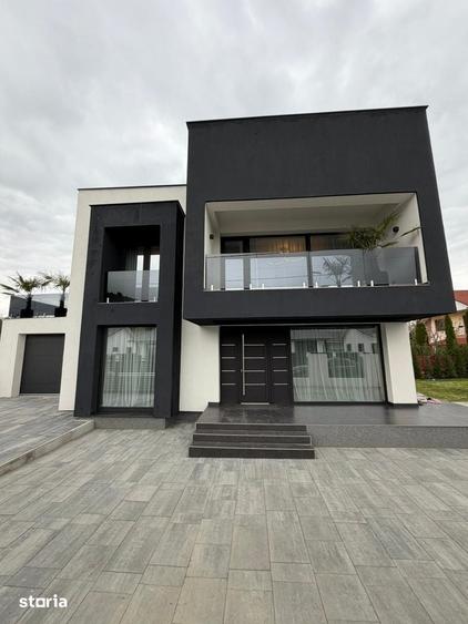 Casă cu 3 camere cu Teren 650 Mp în Central