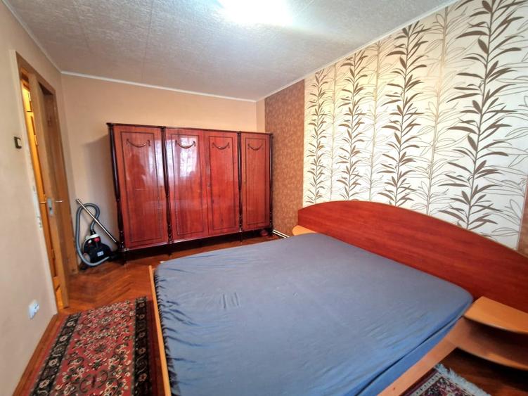 Apartament cu balcon si centrala proprie in zona BIG - 1