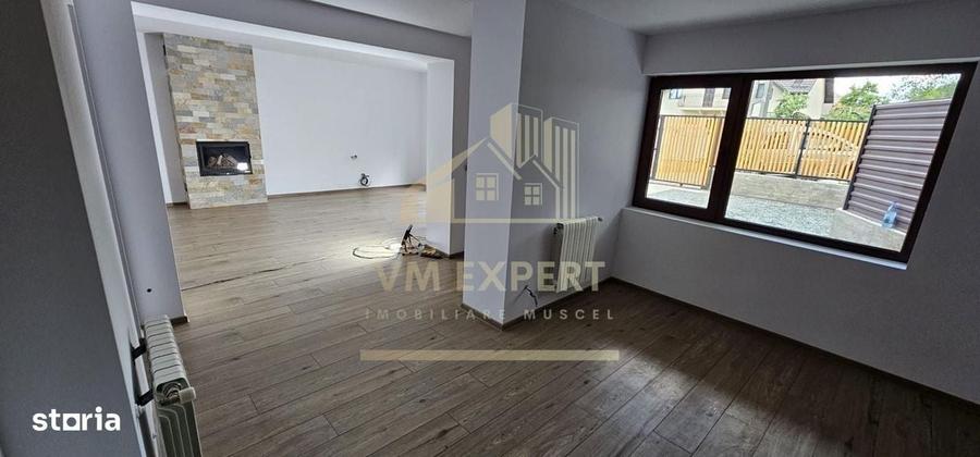 Casă cu 4 camere în Rucăr