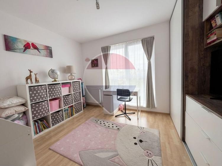 Apartament cu 2 camere decomandat, mobilat în Avantgarden