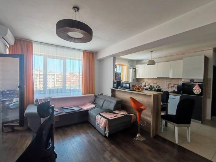 Apartament cu 2 camere în Km 5