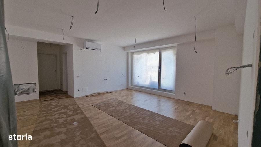 Apartament cu 3 camere în Unirii