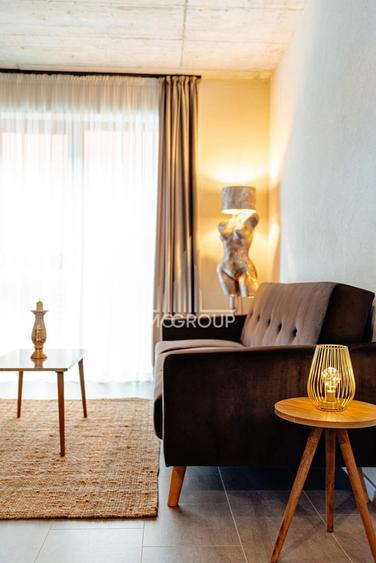 Apartament cu 2 camere semidecomandat, mobilat în Central
