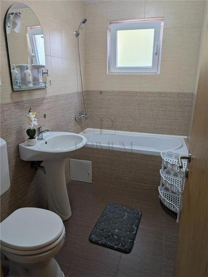 Apartament cu 3 camere decomandat în Braytim