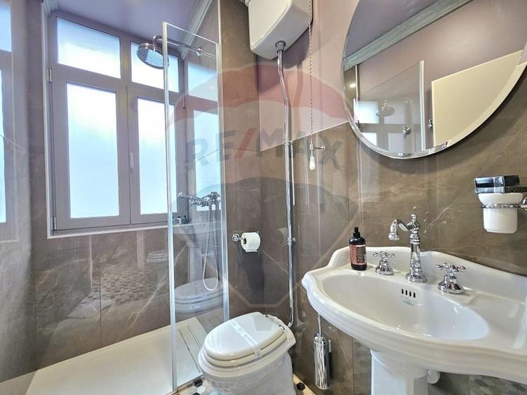 Hotel/Pensiune, de 340 mp, în Ultracentral