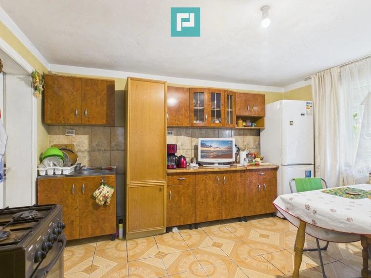 Casă cu 2 camere cu Teren 720 Mp în Șiria