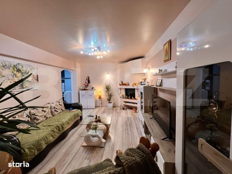 Apartament cu 4 camere decomandat în Rișca